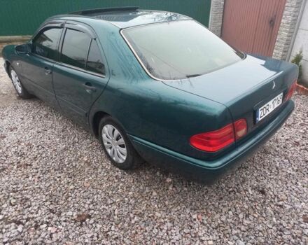 Зелений Мерседес Е-Клас, об'ємом двигуна 0 л та пробігом 254 тис. км за 1500 $, фото 18 на Automoto.ua