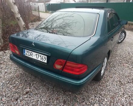 Зелений Мерседес Е-Клас, об'ємом двигуна 0 л та пробігом 254 тис. км за 1500 $, фото 7 на Automoto.ua