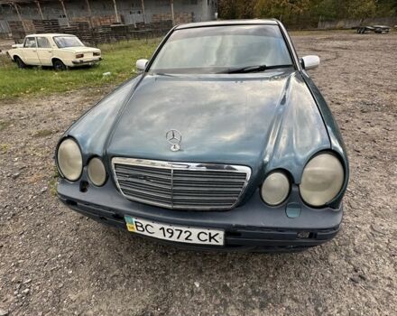 Мерседес Е-Класс 2000 в Киверцы на Automoto.ua Зеленый Мерседес Е-Класс, объемом двигателя 0 л и пробегом 345 тыс. км за 1350 $, фото 4 на Automoto.ua