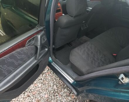 Зелений Мерседес Е-Клас, об'ємом двигуна 0 л та пробігом 254 тис. км за 1500 $, фото 5 на Automoto.ua