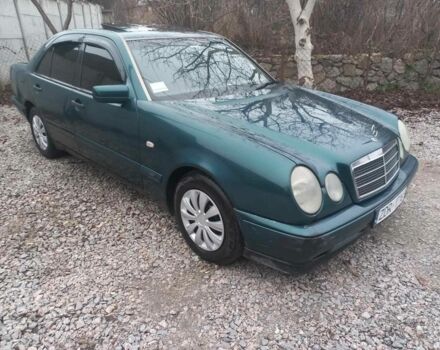 Зелений Мерседес Е-Клас, об'ємом двигуна 0 л та пробігом 254 тис. км за 1500 $, фото 21 на Automoto.ua