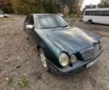 Мерседес Е-Класс 2000 в Киверцы на Automoto.ua Зеленый Мерседес Е-Класс, объемом двигателя 0 л и пробегом 345 тыс. км за 1350 $, фото 1 на Automoto.ua