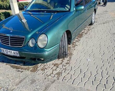 Зеленый Мерседес Е-Класс, объемом двигателя 2.15 л и пробегом 481 тыс. км за 4000 $, фото 12 на Automoto.ua