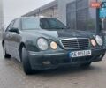 Зелений Мерседес Е-Клас, об'ємом двигуна 2 л та пробігом 331 тис. км за 4450 $, фото 1 на Automoto.ua