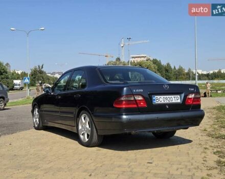 Зеленый Мерседес Е-Класс, объемом двигателя 2.15 л и пробегом 290 тыс. км за 5499 $, фото 12 на Automoto.ua