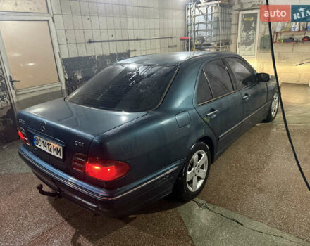 Зелений Мерседес Е-Клас, об'ємом двигуна 3.2 л та пробігом 400 тис. км за 3150 $, фото 4 на Automoto.ua