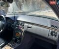 Зелений Мерседес Е-Клас, об'ємом двигуна 3.2 л та пробігом 190 тис. км за 8900 $, фото 33 на Automoto.ua