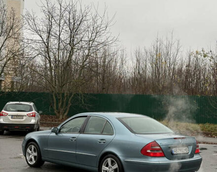 Зелений Мерседес Е-Клас, об'ємом двигуна 3.2 л та пробігом 400 тис. км за 4699 $, фото 6 на Automoto.ua