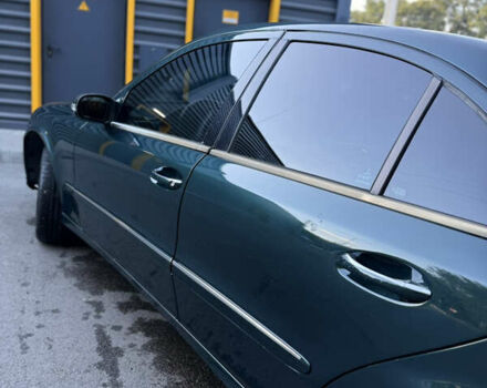 Зелений Мерседес Е-Клас, об'ємом двигуна 3.2 л та пробігом 395 тис. км за 6500 $, фото 9 на Automoto.ua