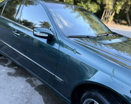 Зелений Мерседес Е-Клас, об'ємом двигуна 3.2 л та пробігом 395 тис. км за 6500 $, фото 3 на Automoto.ua