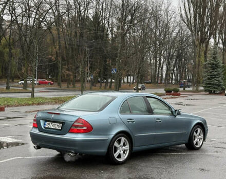 Зелений Мерседес Е-Клас, об'ємом двигуна 3.2 л та пробігом 400 тис. км за 4699 $, фото 3 на Automoto.ua