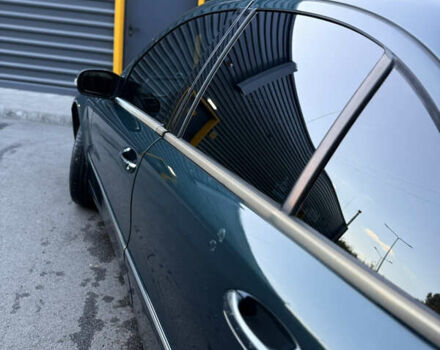 Зелений Мерседес Е-Клас, об'ємом двигуна 3.2 л та пробігом 395 тис. км за 6500 $, фото 10 на Automoto.ua