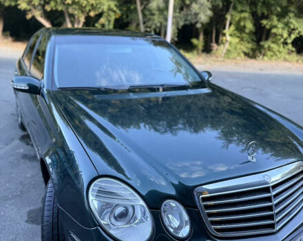 Зелений Мерседес Е-Клас, об'ємом двигуна 3.2 л та пробігом 395 тис. км за 6500 $, фото 2 на Automoto.ua