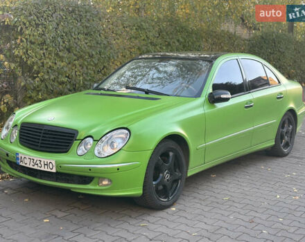 Зеленый Мерседес Е-Класс, объемом двигателя 3.2 л и пробегом 276 тыс. км за 9500 $, фото 1 на Automoto.ua