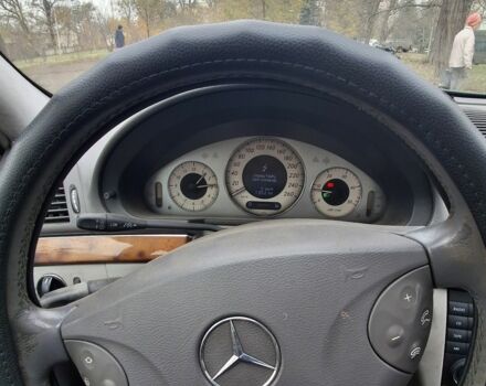 Зеленый Мерседес Е-Класс, объемом двигателя 0 л и пробегом 460 тыс. км за 2380 $, фото 6 на Automoto.ua