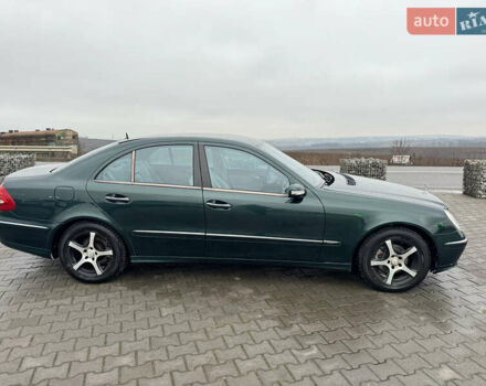Зеленый Мерседес Е-Класс, объемом двигателя 2.7 л и пробегом 517 тыс. км за 5299 $, фото 3 на Automoto.ua