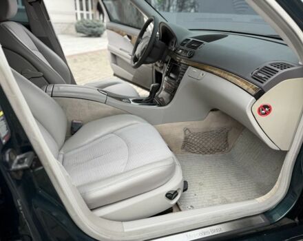 Зелений Мерседес Е-Клас, об'ємом двигуна 2.7 л та пробігом 318 тис. км за 6500 $, фото 20 на Automoto.ua