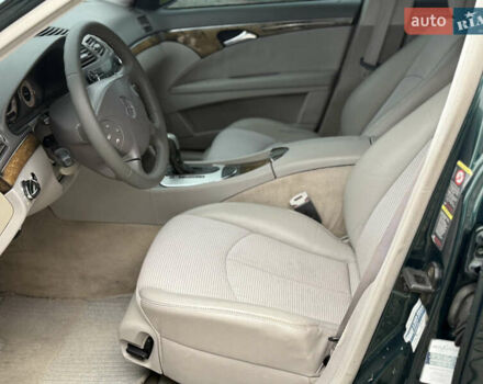 Зеленый Мерседес Е-Класс, объемом двигателя 2.69 л и пробегом 318 тыс. км за 6500 $, фото 12 на Automoto.ua