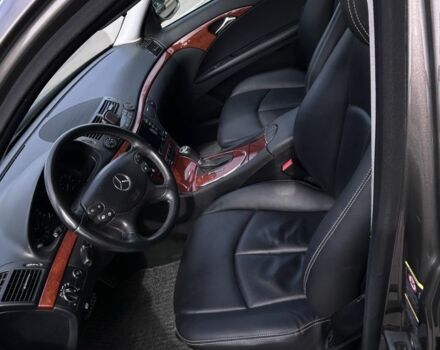 Мерседес Е-Клас 2006 у Дніпро (Дніпропетровську) на Automoto.ua Зелений Мерседес Е-Клас, об'ємом двигуна 3 л та пробігом 98 тис. км за 13000 $, фото 8 на Automoto.ua