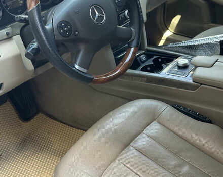 Зелений Мерседес Е-Клас, об'ємом двигуна 3.5 л та пробігом 262 тис. км за 11590 $, фото 9 на Automoto.ua