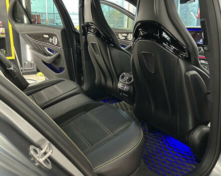 Мерседес Е-Клас 2018 у Києві на Automoto.ua Зелений Мерседес Е-Клас, об'ємом двигуна 3.98 л та пробігом 43 тис. км за 85000 $, фото 56 на Automoto.ua