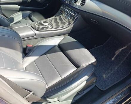 Зелений Мерседес Е-Клас, об'ємом двигуна 2 л та пробігом 253 тис. км за 24000 $, фото 15 на Automoto.ua