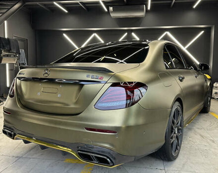 Мерседес Е-Клас 2018 у Києві на Automoto.ua Зелений Мерседес Е-Клас, об'ємом двигуна 3.98 л та пробігом 43 тис. км за 85000 $, фото 33 на Automoto.ua