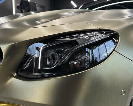 Мерседес Е-Клас 2018 у Києві на Automoto.ua Зелений Мерседес Е-Клас, об'ємом двигуна 3.98 л та пробігом 43 тис. км за 85000 $, фото 20 на Automoto.ua