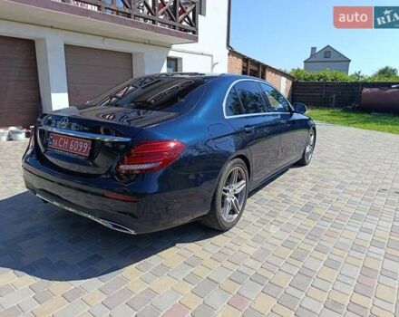 Зелений Мерседес Е-Клас, об'ємом двигуна 2 л та пробігом 253 тис. км за 24000 $, фото 5 на Automoto.ua