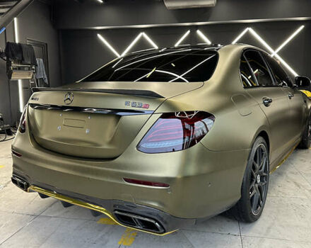 Мерседес Е-Клас 2018 у Києві на Automoto.ua Зелений Мерседес Е-Клас, об'ємом двигуна 3.98 л та пробігом 43 тис. км за 85000 $, фото 38 на Automoto.ua