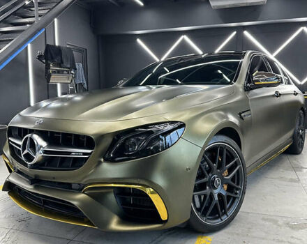 Мерседес Е-Клас 2018 у Києві на Automoto.ua Зелений Мерседес Е-Клас, об'ємом двигуна 3.98 л та пробігом 43 тис. км за 85000 $, фото 14 на Automoto.ua