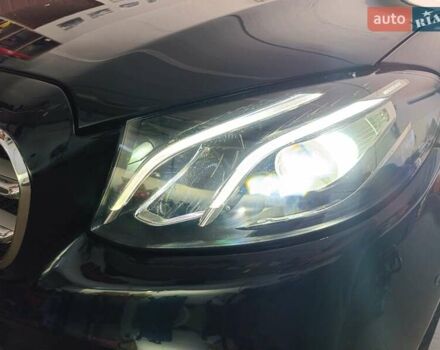 Зелений Мерседес Е-Клас, об'ємом двигуна 2 л та пробігом 253 тис. км за 24000 $, фото 22 на Automoto.ua