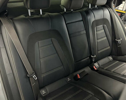 Мерседес Е-Клас 2018 у Києві на Automoto.ua Зелений Мерседес Е-Клас, об'ємом двигуна 3.98 л та пробігом 43 тис. км за 85000 $, фото 57 на Automoto.ua