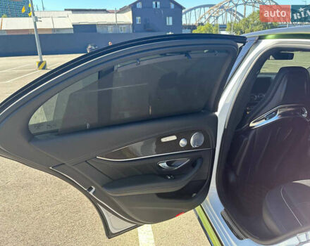 Зеленый Мерседес Е-Класс, объемом двигателя 3.98 л и пробегом 52 тыс. км за 81500 $, фото 13 на Automoto.ua