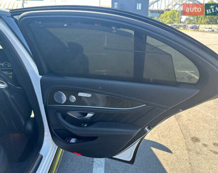 Зеленый Мерседес Е-Класс, объемом двигателя 3.98 л и пробегом 52 тыс. км за 81500 $, фото 20 на Automoto.ua