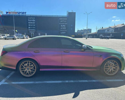 Зеленый Мерседес Е-Класс, объемом двигателя 3.98 л и пробегом 52 тыс. км за 81500 $, фото 5 на Automoto.ua