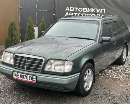 Зеленый Мерседес Е-Класс, объемом двигателя 3 л и пробегом 280 тыс. км за 3999 $, фото 1 на Automoto.ua