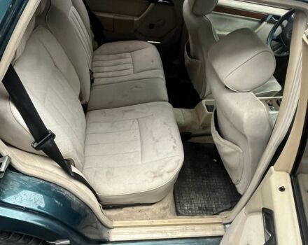 Зеленый Мерседес Е-Класс, объемом двигателя 3 л и пробегом 400 тыс. км за 2700 $, фото 5 на Automoto.ua