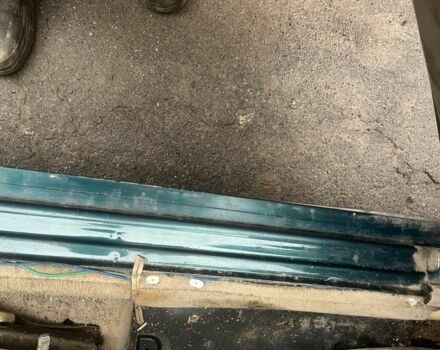 Зеленый Мерседес Е-Класс, объемом двигателя 3 л и пробегом 400 тыс. км за 2700 $, фото 11 на Automoto.ua