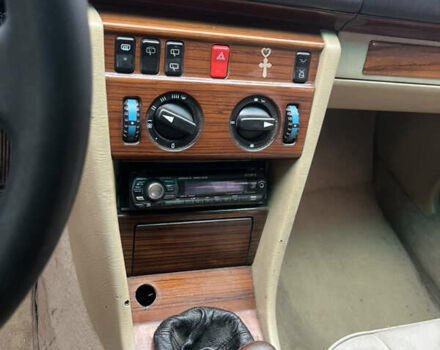 Зеленый Мерседес Е-Класс, объемом двигателя 3 л и пробегом 402 тыс. км за 2700 $, фото 9 на Automoto.ua