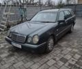 Зелений Мерседес Е-Клас, об'ємом двигуна 2.87 л та пробігом 390 тис. км за 3800 $, фото 3 на Automoto.ua