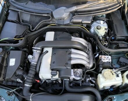 Зеленый Мерседес Е-Класс, объемом двигателя 0.29 л и пробегом 350 тыс. км за 4200 $, фото 14 на Automoto.ua