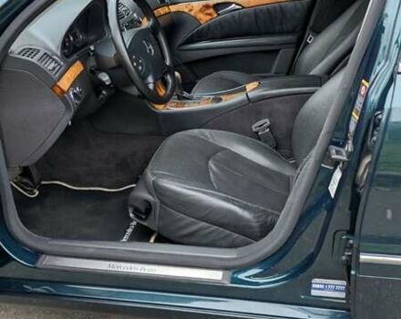 Зеленый Мерседес Е-Класс, объемом двигателя 3 л и пробегом 310 тыс. км за 6800 $, фото 3 на Automoto.ua