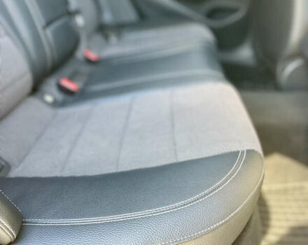 Зелений Мерседес Е-Клас, об'ємом двигуна 1.95 л та пробігом 305 тис. км за 21700 $, фото 38 на Automoto.ua