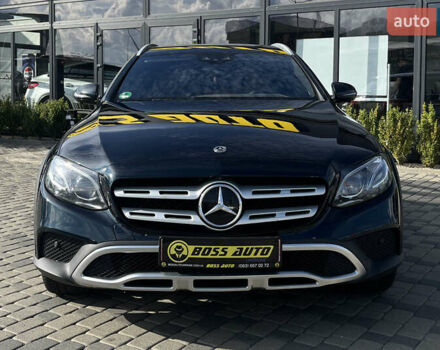 Зеленый Мерседес Е-Класс, объемом двигателя 3 л и пробегом 130 тыс. км за 33990 $, фото 1 на Automoto.ua