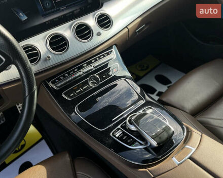 Зеленый Мерседес Е-Класс, объемом двигателя 3 л и пробегом 130 тыс. км за 33990 $, фото 18 на Automoto.ua