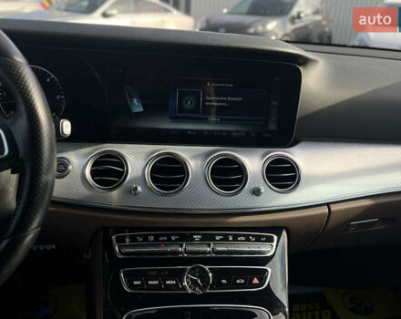 Зеленый Мерседес Е-Класс, объемом двигателя 3 л и пробегом 130 тыс. км за 33990 $, фото 24 на Automoto.ua