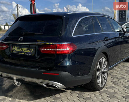 Зеленый Мерседес Е-Класс, объемом двигателя 3 л и пробегом 130 тыс. км за 33990 $, фото 6 на Automoto.ua