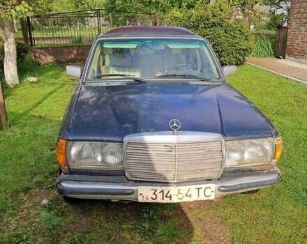 Зеленый Мерседес Е-Класс, объемом двигателя 0 л и пробегом 350 тыс. км за 900 $, фото 1 на Automoto.ua