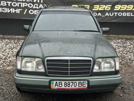 Зелений Мерседес Е-Клас, об'ємом двигуна 3 л та пробігом 280 тис. км за 3999 $, фото 1 на Automoto.ua
